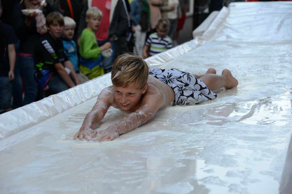 ../Images/Donderdag kermis 340.jpg